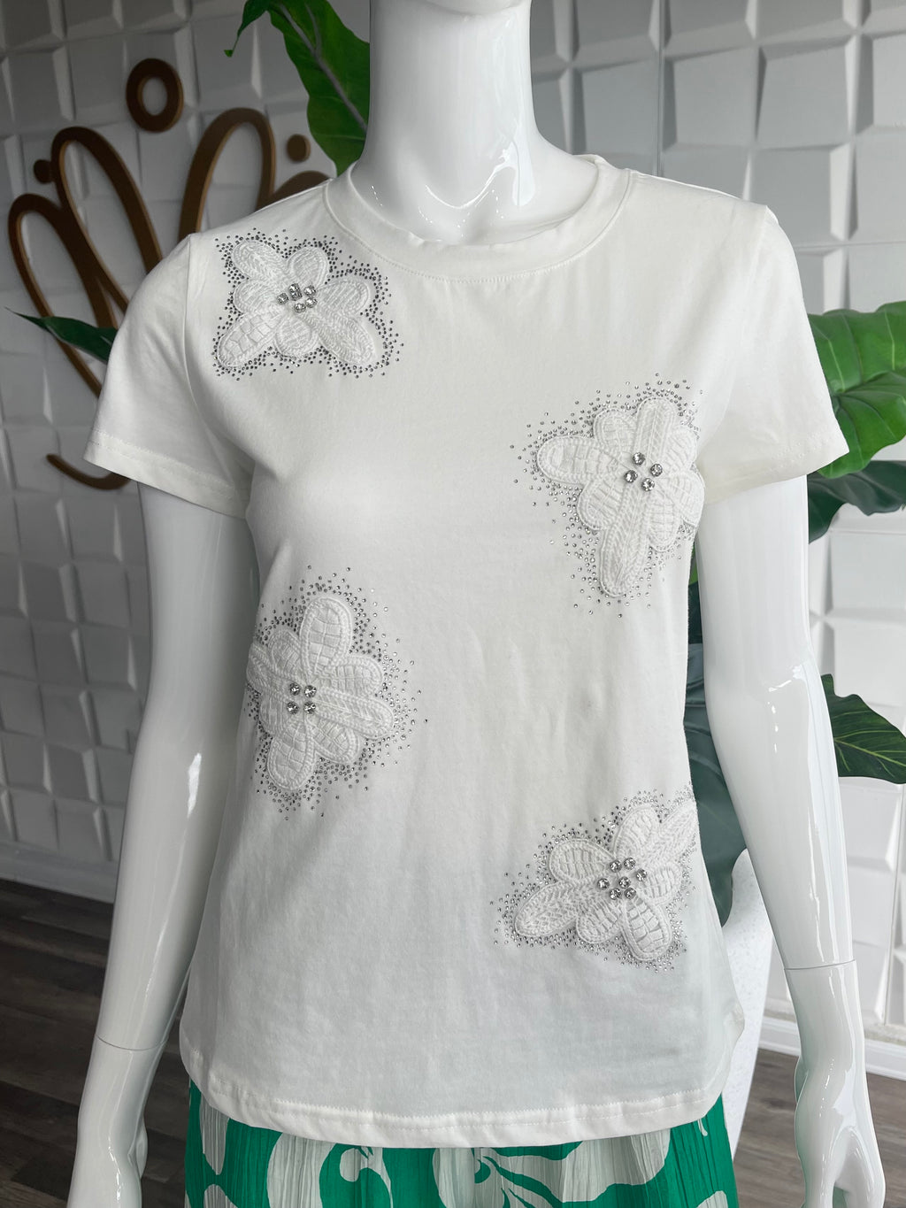 Flowers White Top